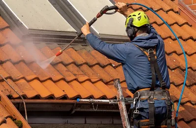 Démoussage et hydrofuge de toiture à Fresles